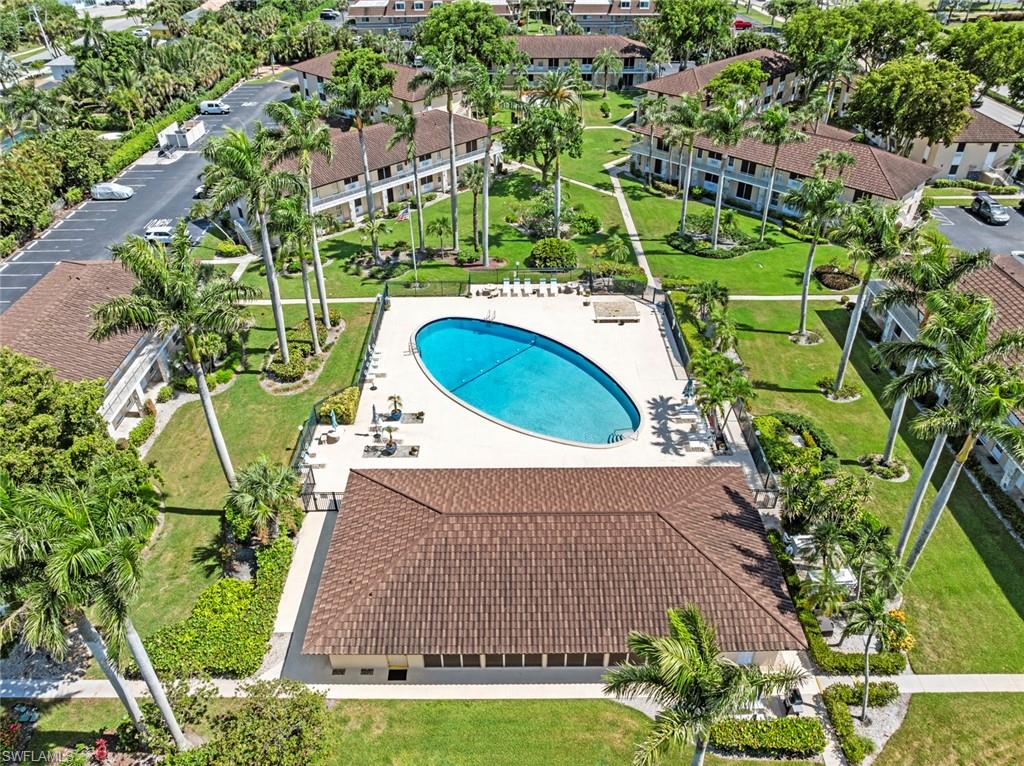 AQUARIUS APTS OF MARCO ISLAND - Residential