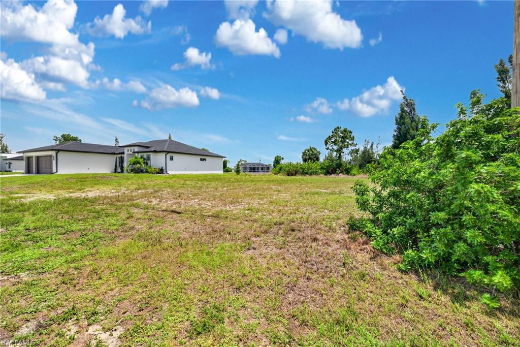 CAPE CORAL - Land