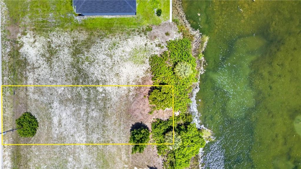 CAPE CORAL - Land