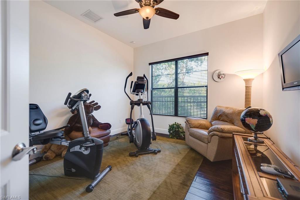 OAKES ESTATES - Residential