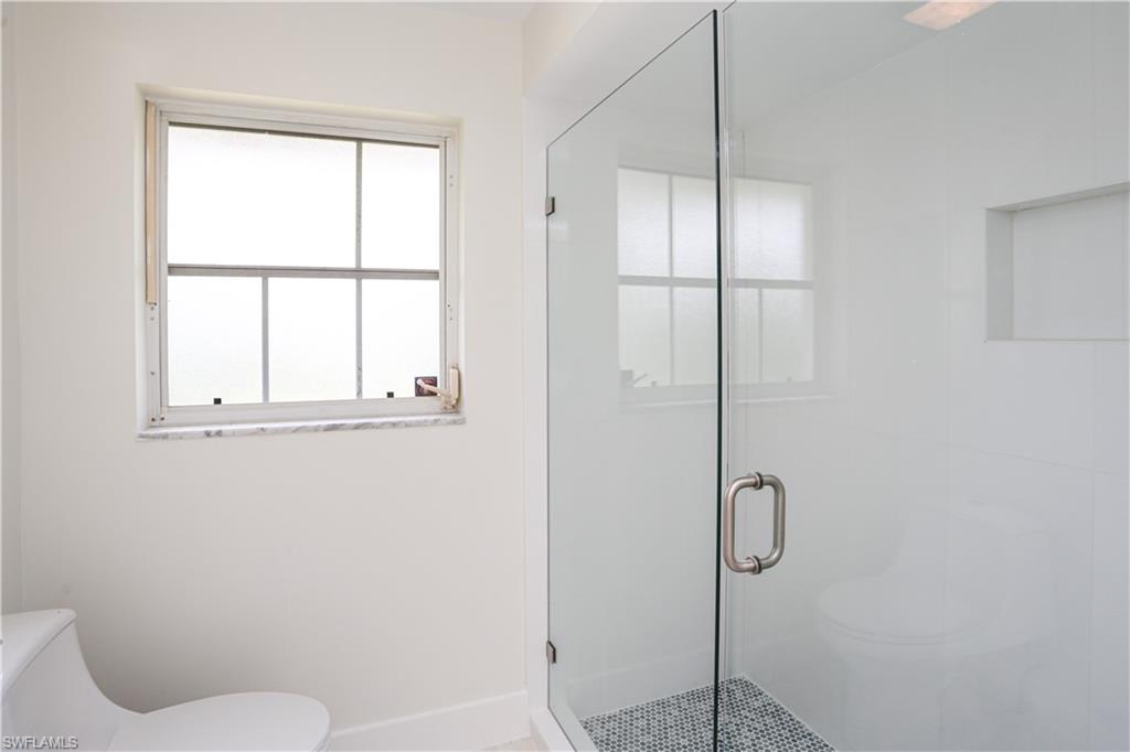 MOORINGS - Residential Lease