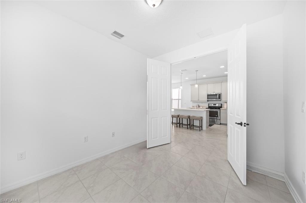 COQUINA AT MAPLE RIDGE - Residential Lease