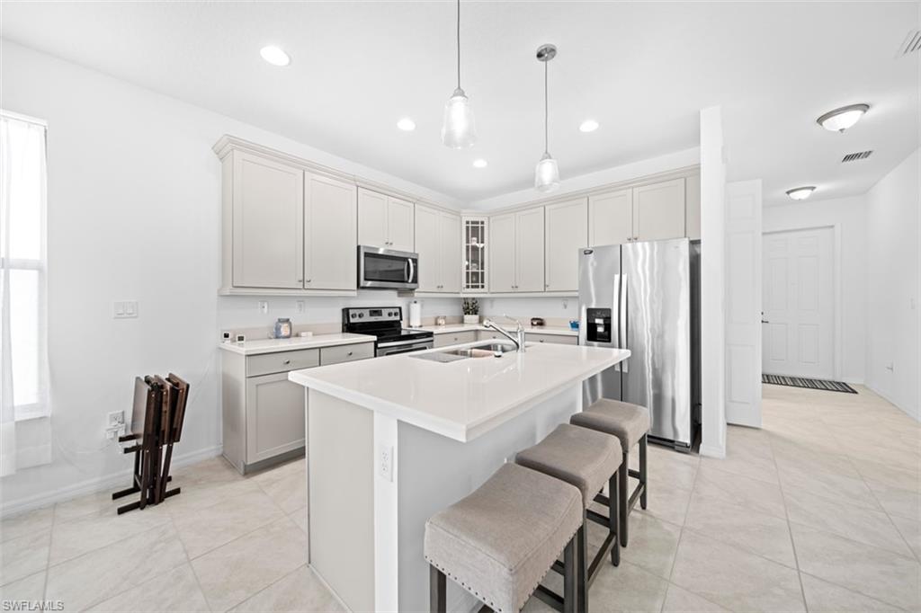 COQUINA AT MAPLE RIDGE - Residential Lease