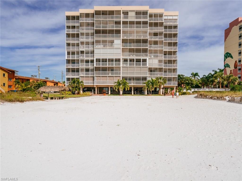 GATEWAY VILLAS - Residential