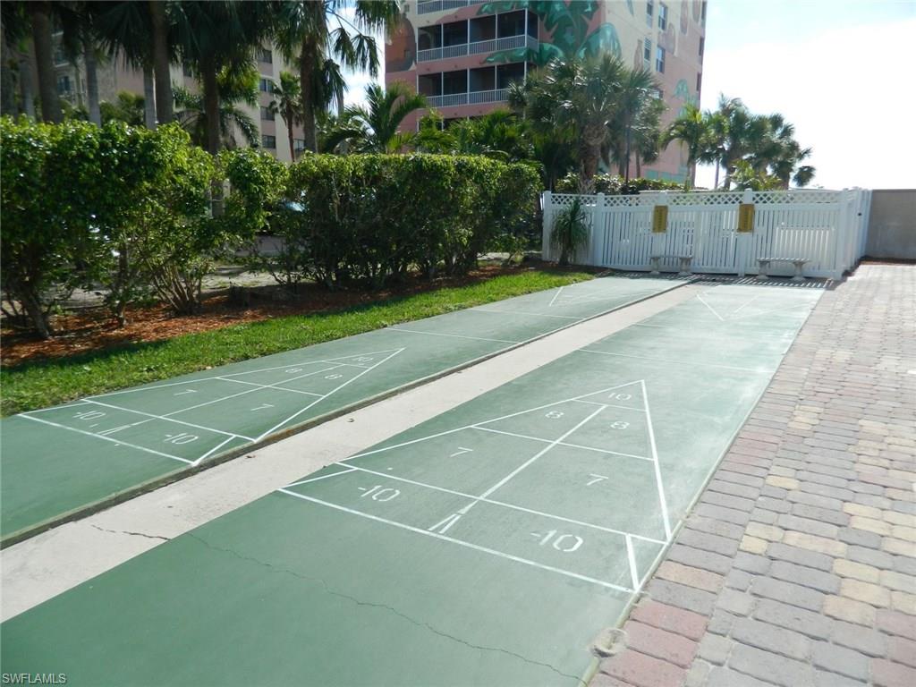 GATEWAY VILLAS - Residential