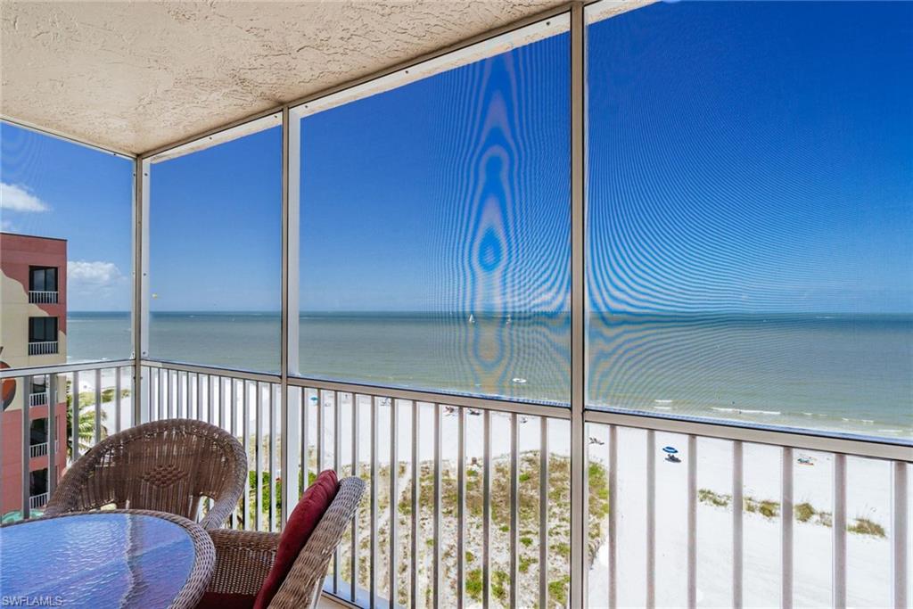 GATEWAY VILLAS - Residential