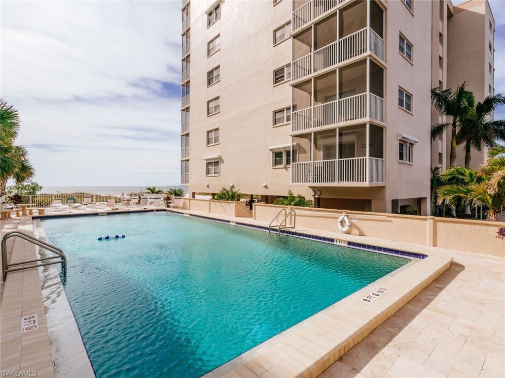 GATEWAY VILLAS - Residential