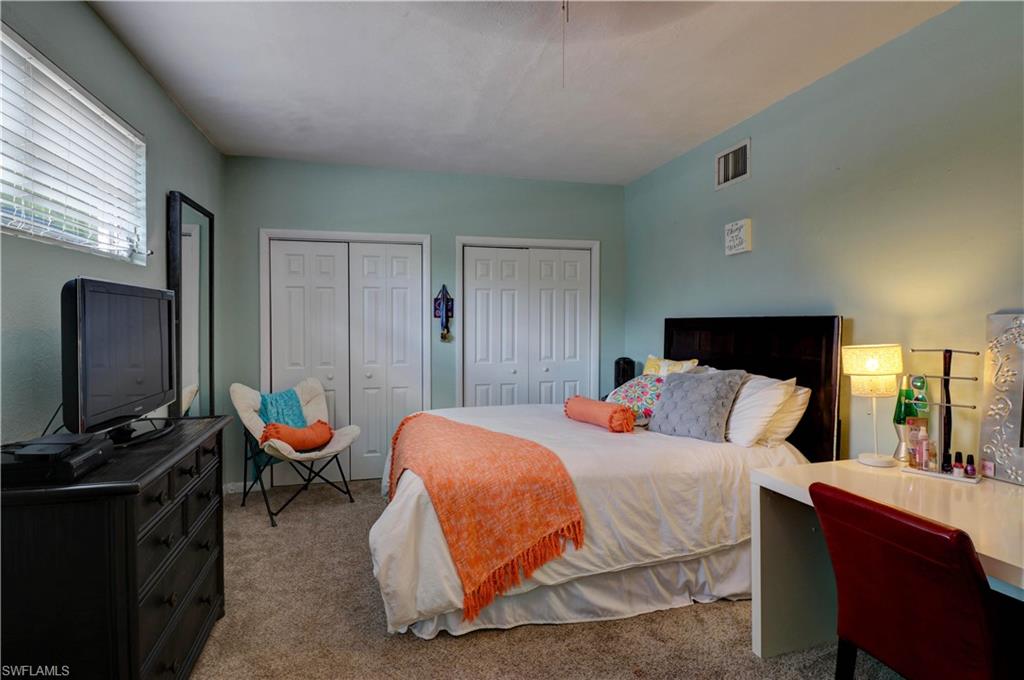 SEMINOLE ESTATES - Residential