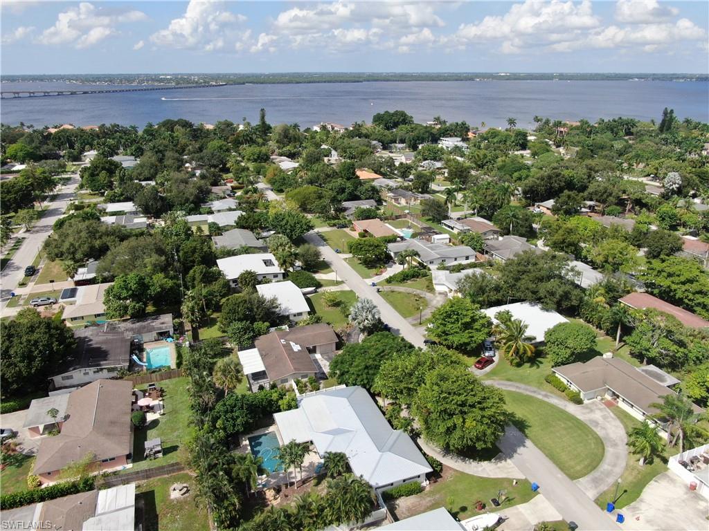 SEMINOLE ESTATES - Residential