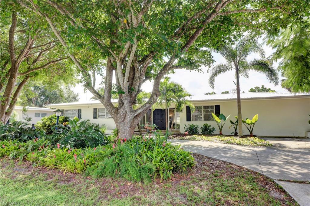 SEMINOLE ESTATES - Residential