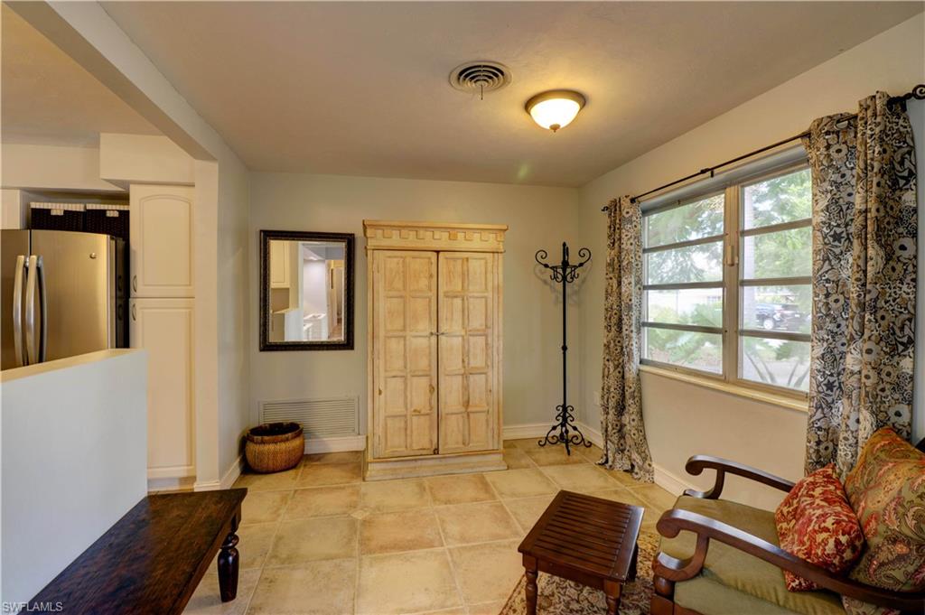 SEMINOLE ESTATES - Residential