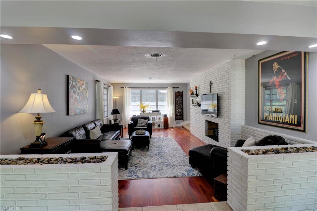 SEMINOLE ESTATES - Residential