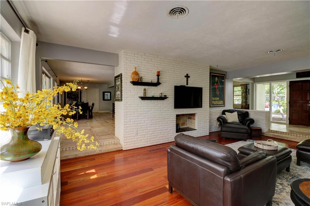 SEMINOLE ESTATES - Residential