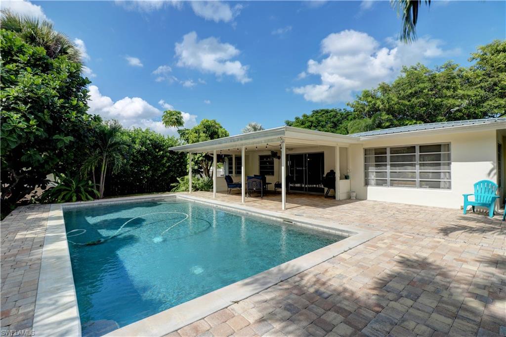 SEMINOLE ESTATES - Residential