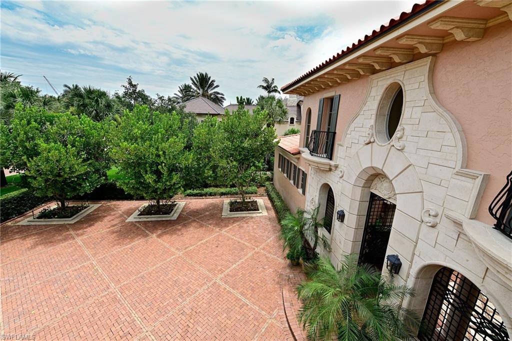 ESTATES AT BAY COLONY GOLF CLUB - Residential