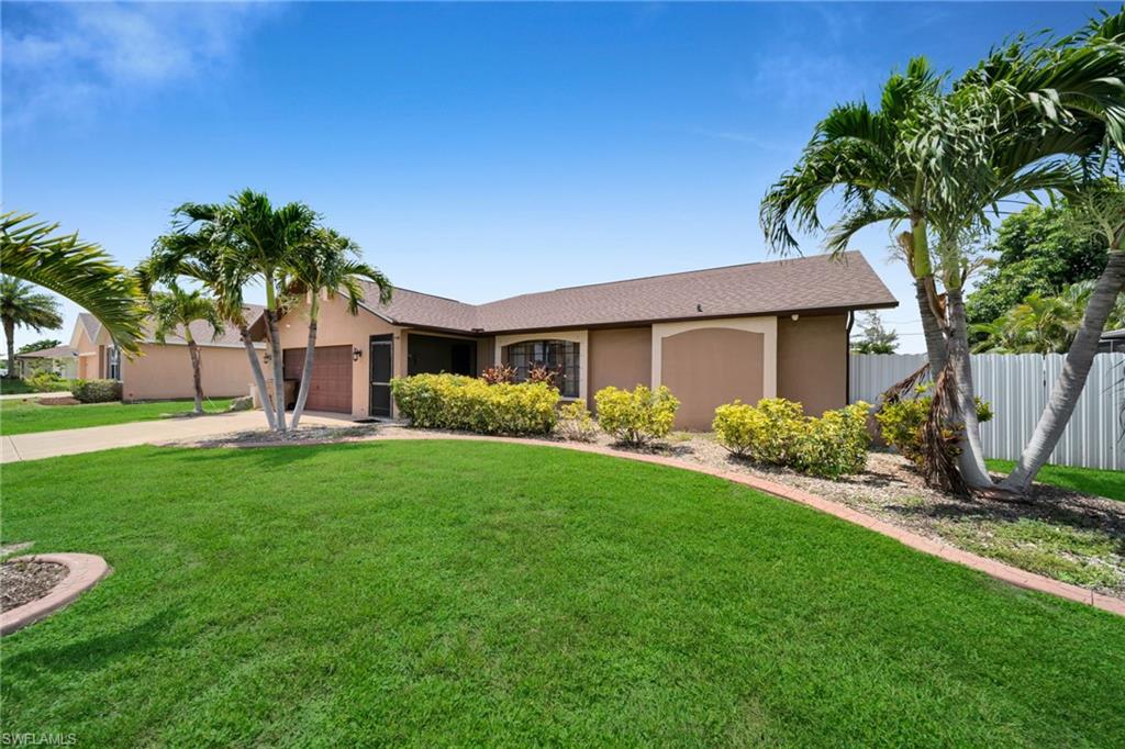 CAPE CORAL - Residential