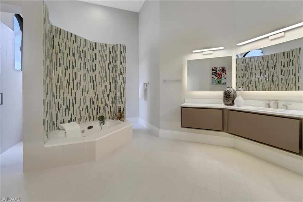 VENEZIA GRANDE ESTATES - Residential