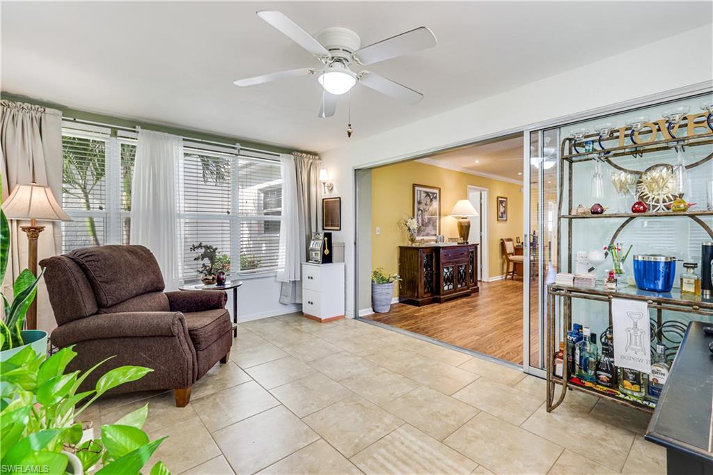 MYERLEE ESQUIRE COURTS CONDO - Residential