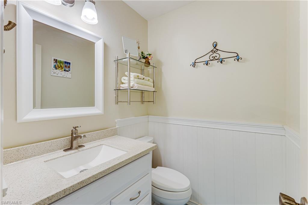 MYERLEE ESQUIRE COURTS CONDO - Residential