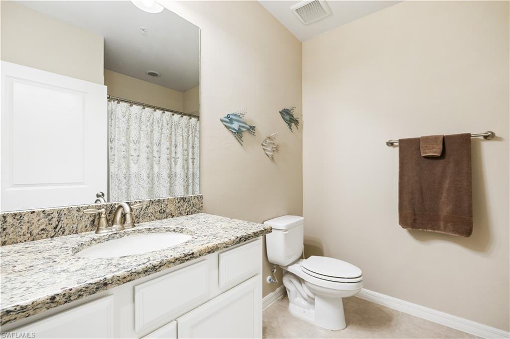 ESPLANADE - Residential Lease