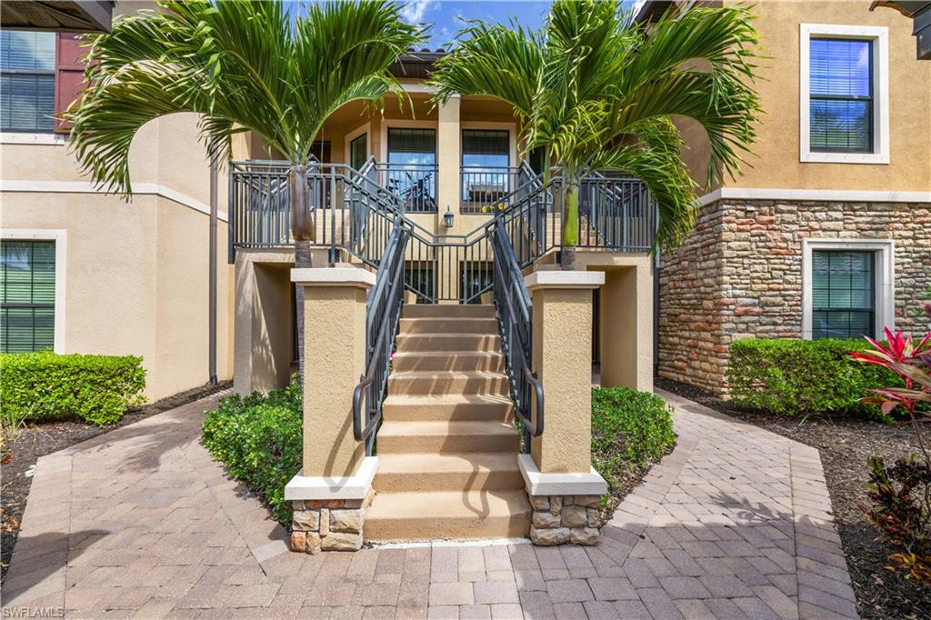 ESPLANADE - Residential Lease