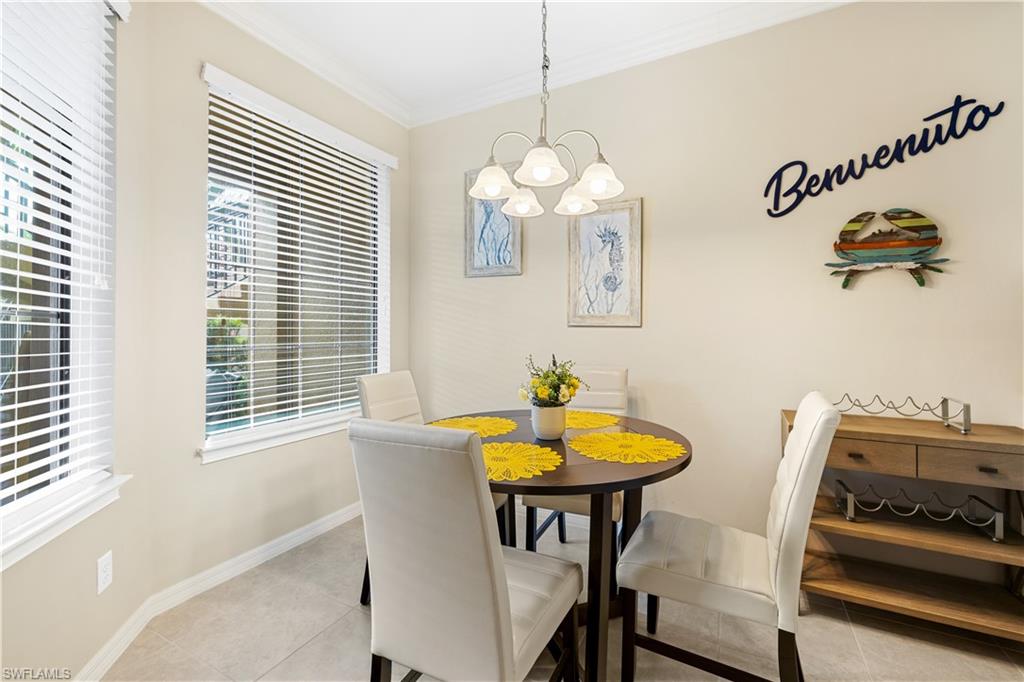 ESPLANADE - Residential Lease