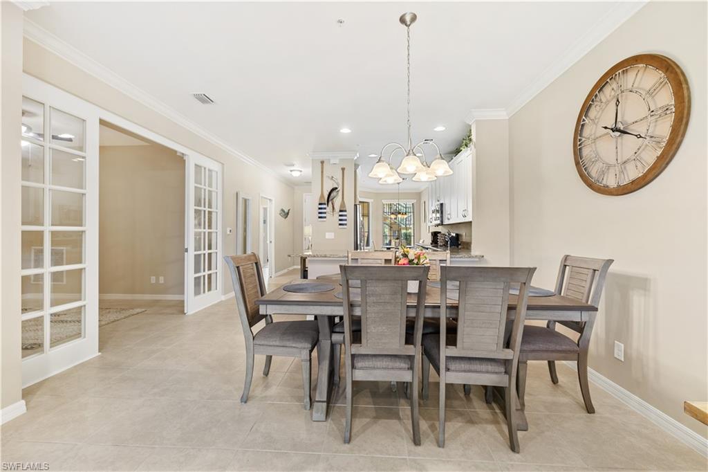ESPLANADE - Residential Lease