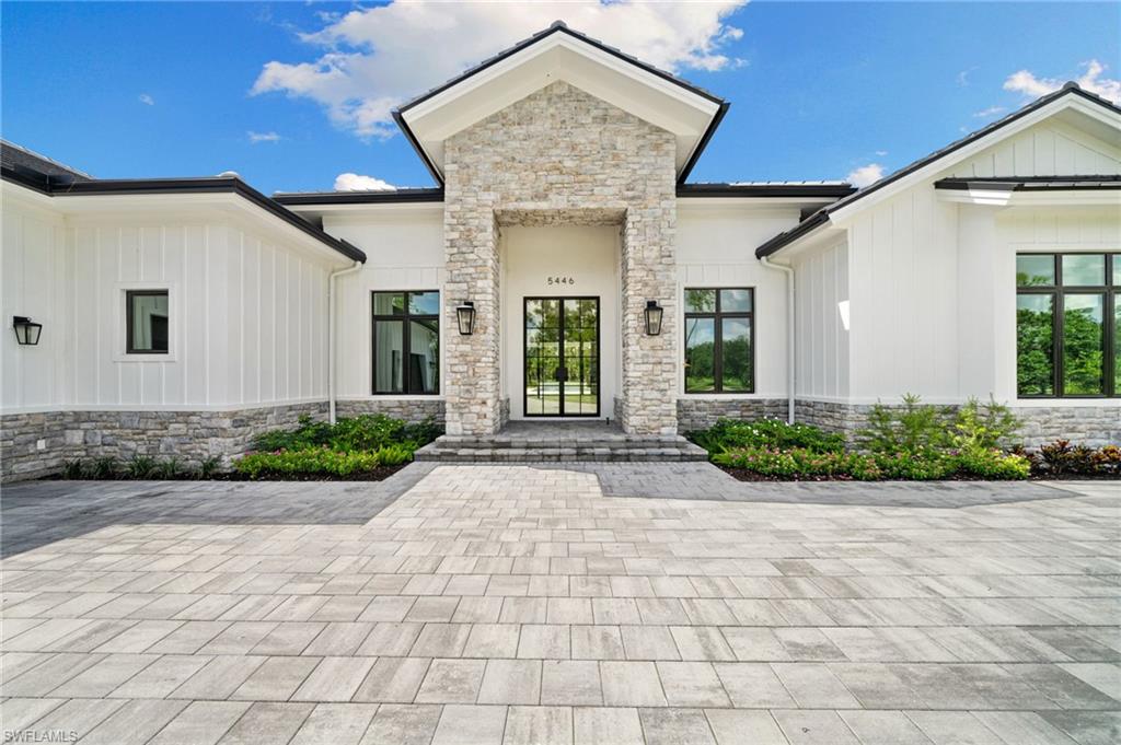 LOGAN WOODS - Residential