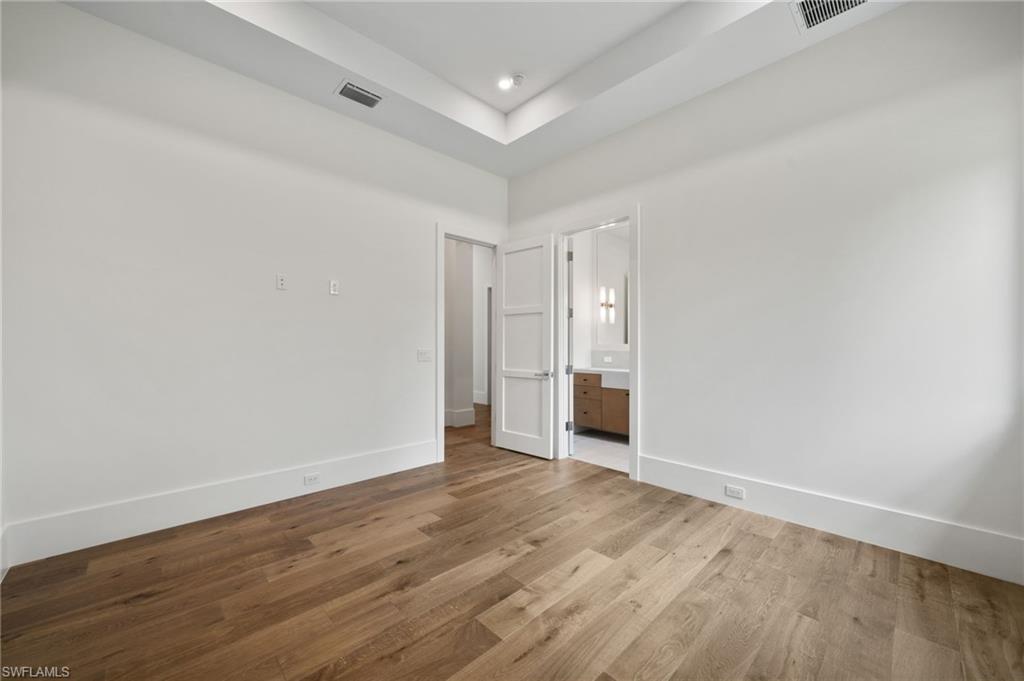 LOGAN WOODS - Residential