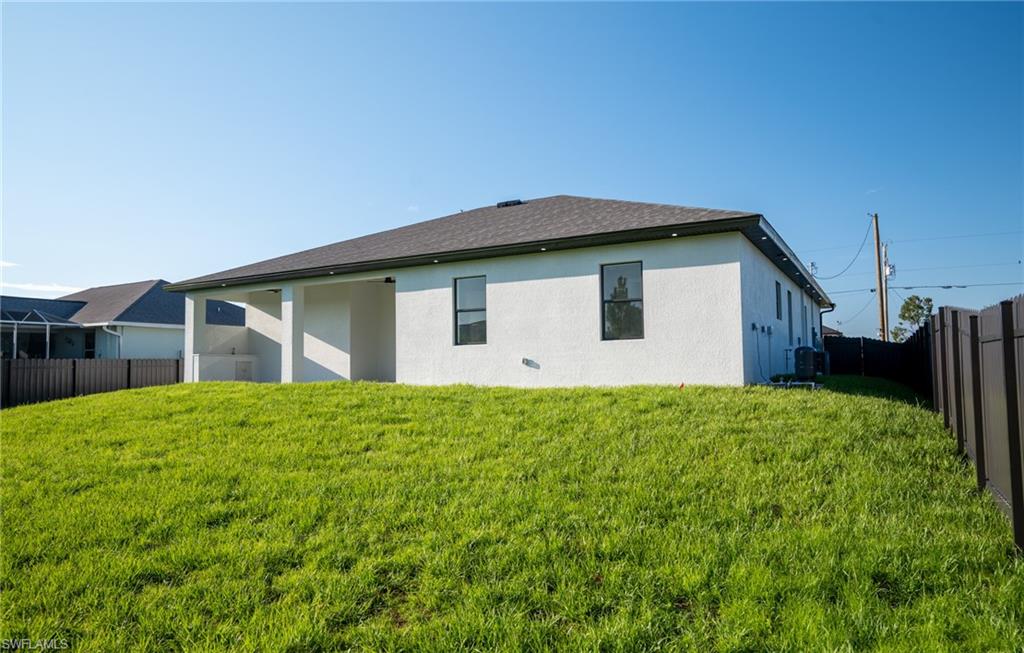 LEHIGH ACRES - Residential