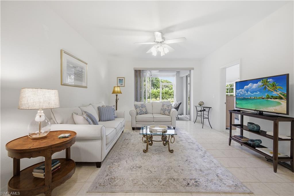 LAUREL OAKS AT PELICAN BAY - Residential Lease