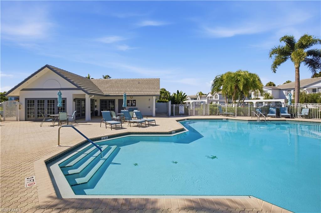 LAUREL OAKS AT PELICAN BAY - Residential Lease
