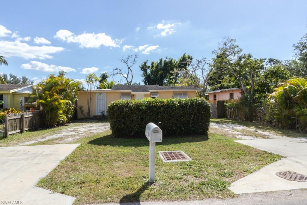 NAPLES BETTER HOMES - Residential