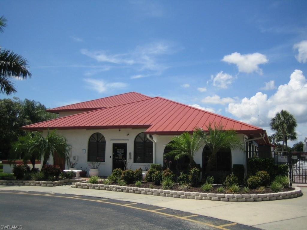 VILLAS FIVE - Residential