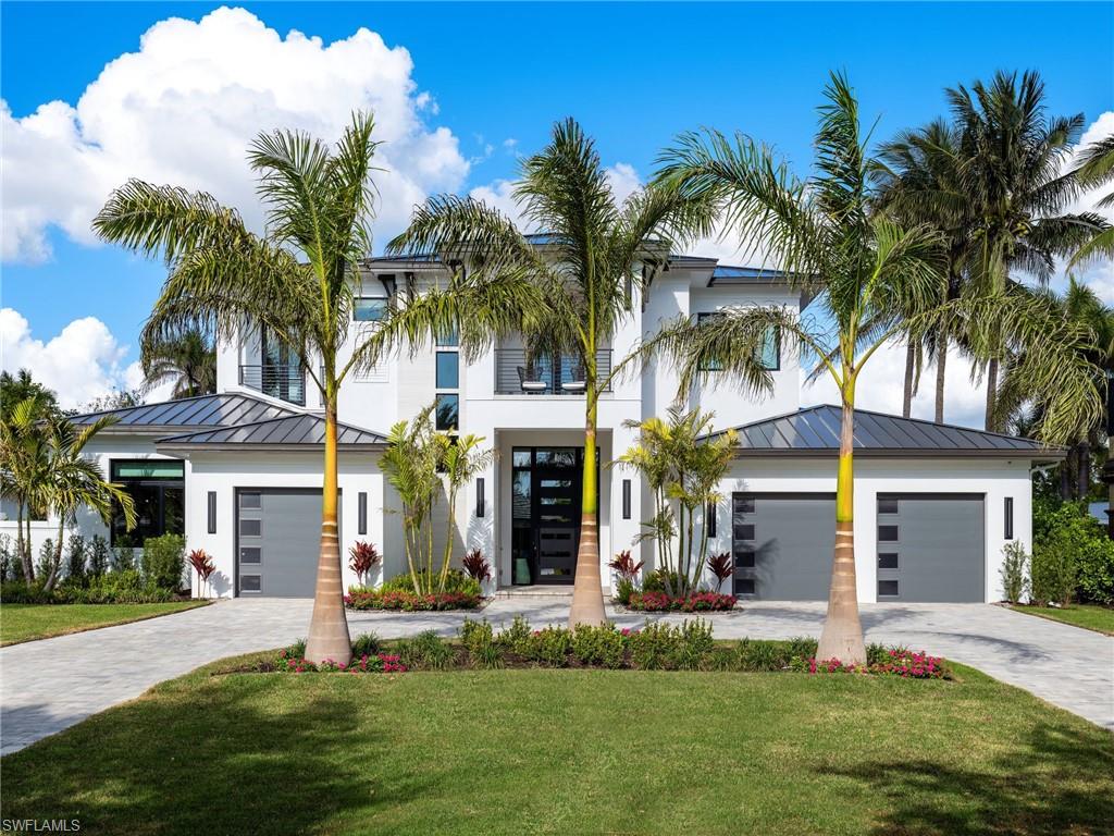 PARK SHORE - Residential