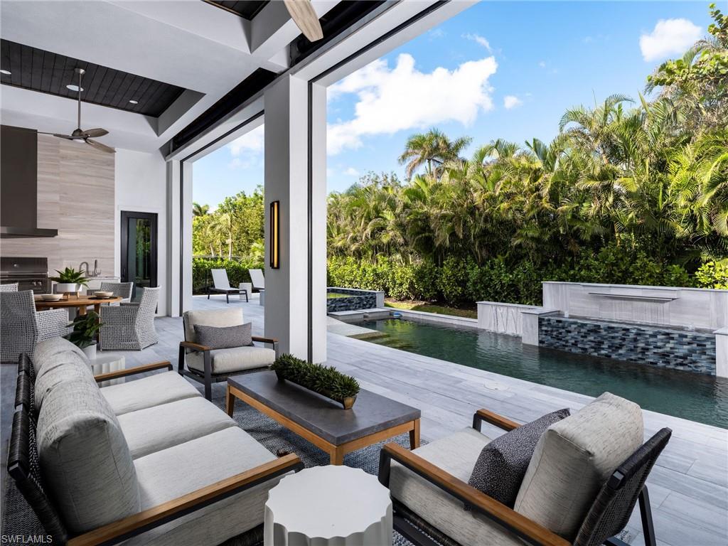 PARK SHORE - Residential