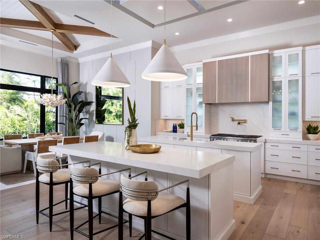 PARK SHORE - Residential