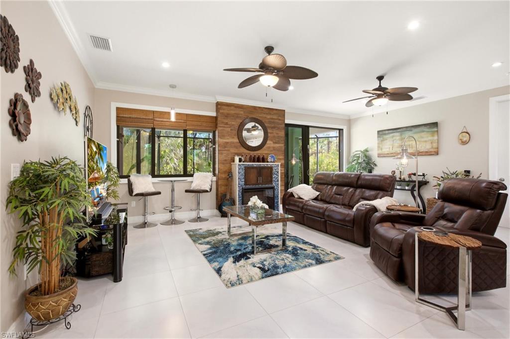 GOLDEN GATE ESTATES - Residential