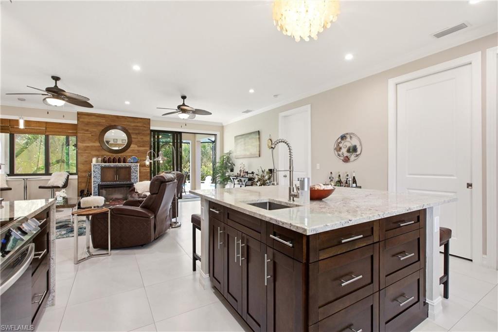 GOLDEN GATE ESTATES - Residential
