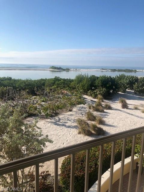 HIDEAWAY BEACH - Residential