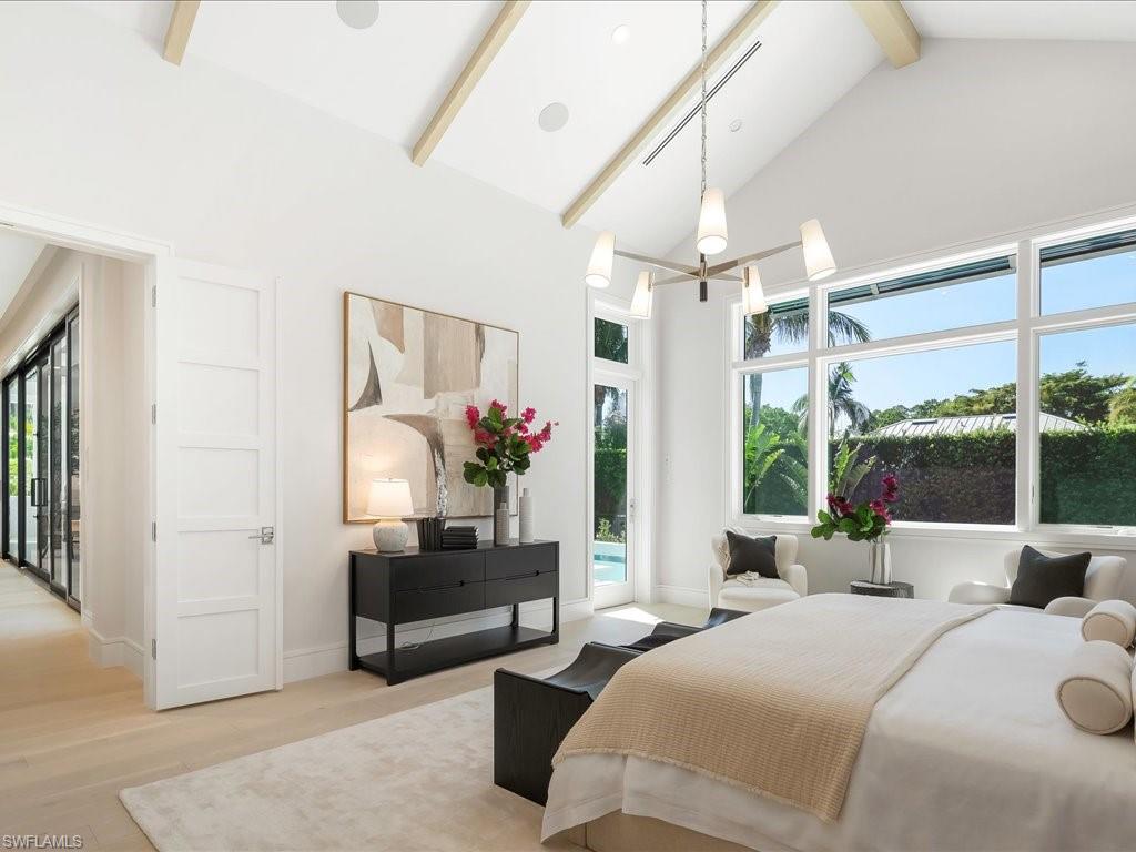 MOORINGS - Residential
