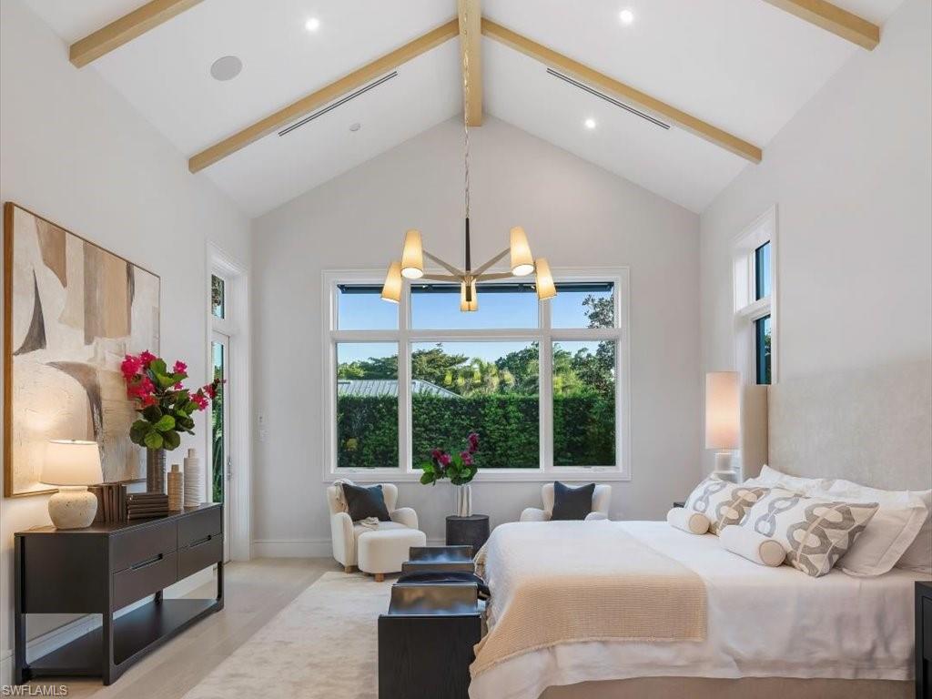 MOORINGS - Residential