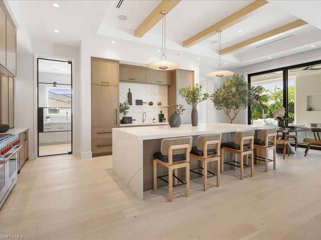 MOORINGS - Residential