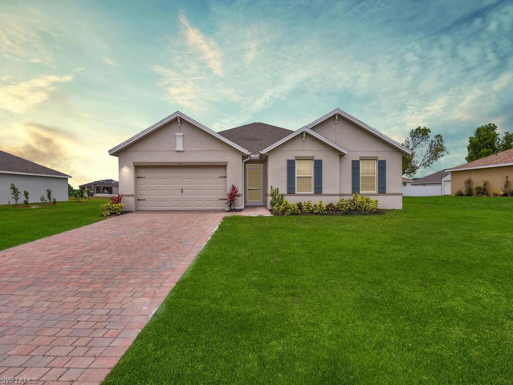 CAPE CORAL - Residential