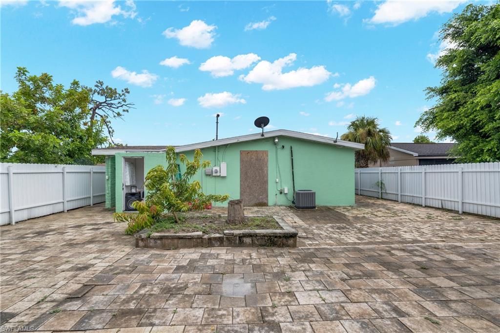 FORT MYERS - Residential