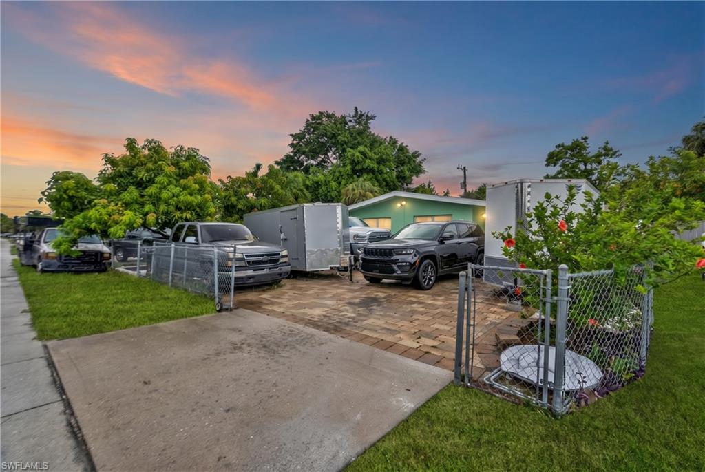 FORT MYERS - Residential