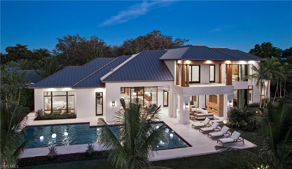 PELICAN BAY WOODS - Residential