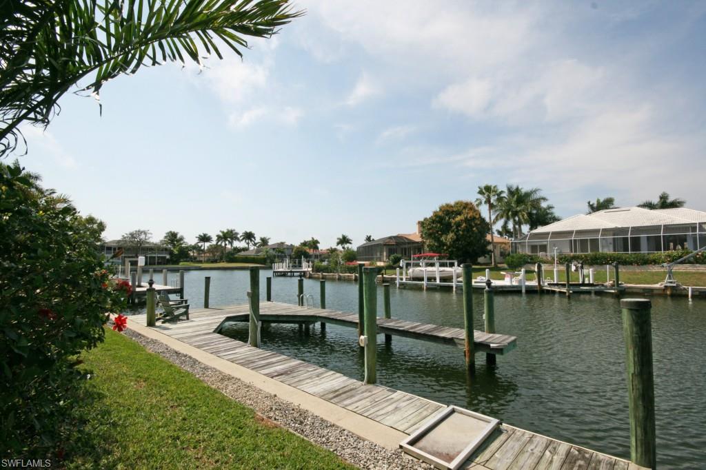 MARCO BEACH - Residential