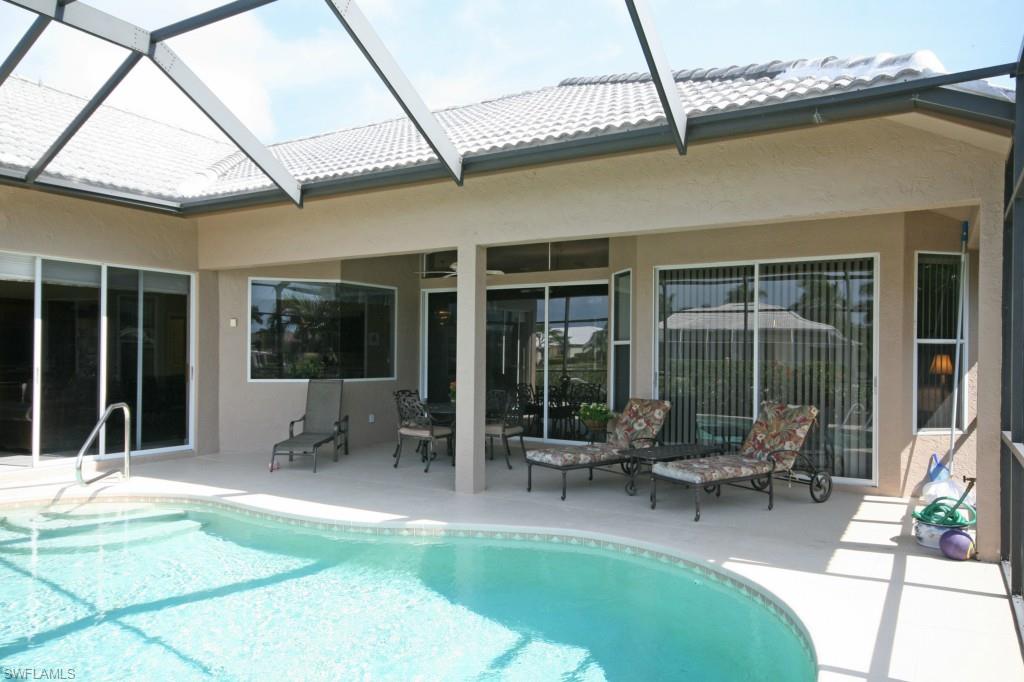 MARCO BEACH - Residential