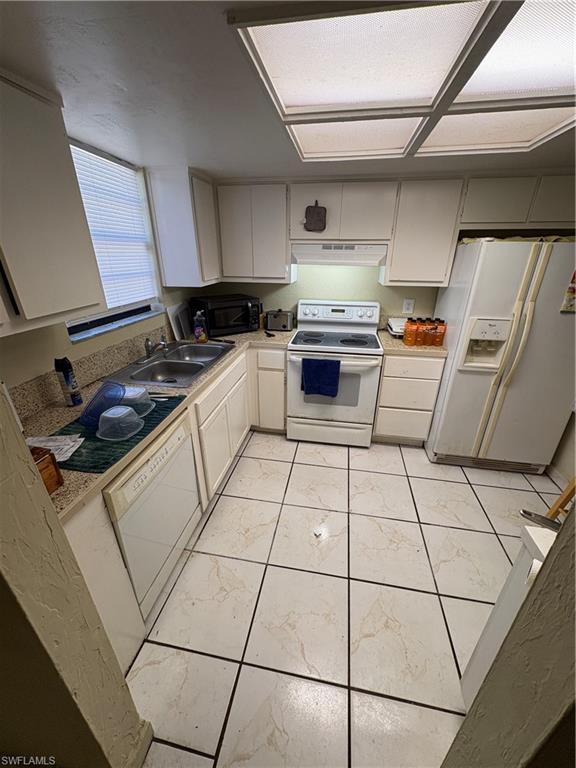 SAN CARLOS PARK - Residential Income